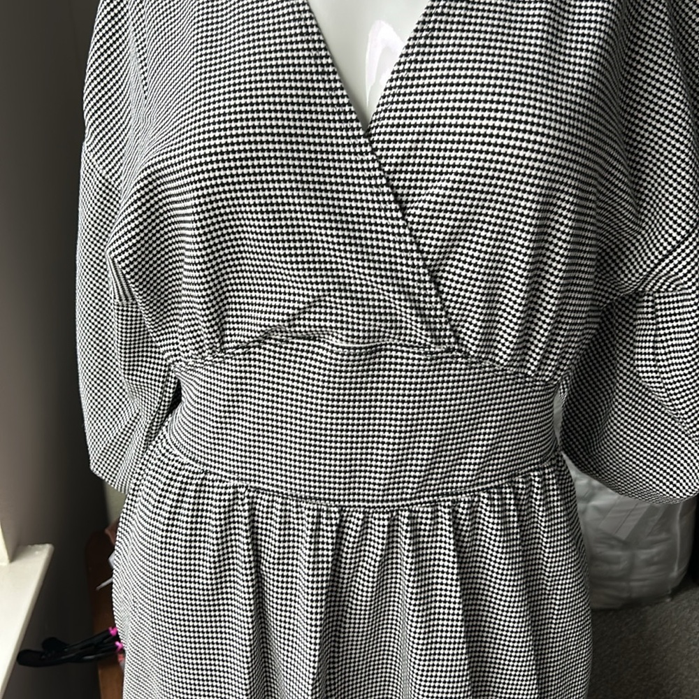 MAX STUDIO DRESS SIZE S MSRP $148.00 NWT - Picture 8 of 11